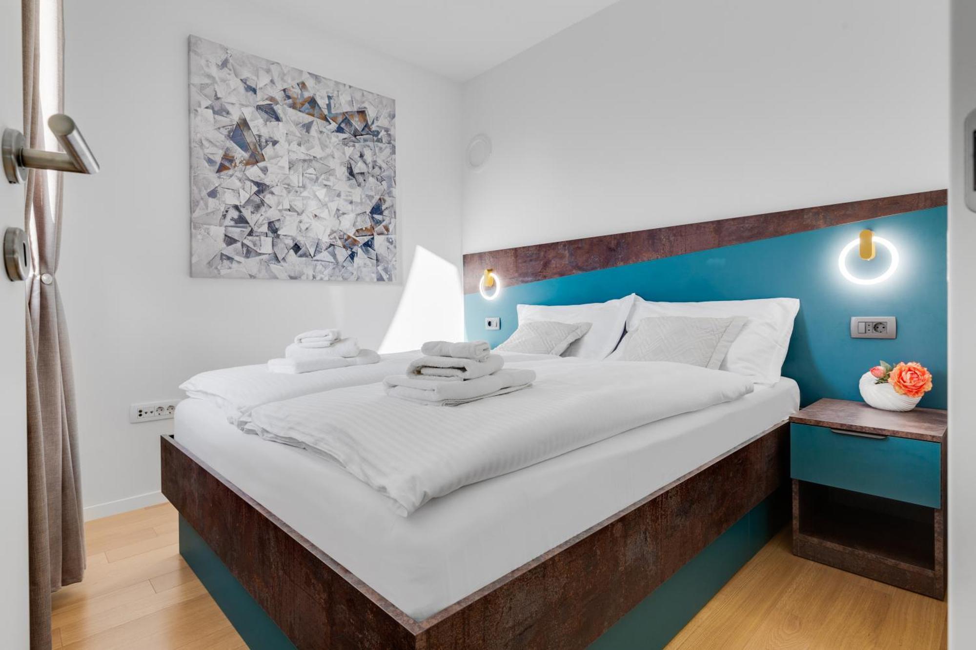 Tres Fenestras Zadar - Private Parking Apartment Exterior photo